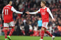 利兹联主场险胜埃弗顿，恩梅双响喜迎胜利